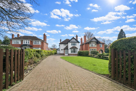 Crewe Road, Wistaston, Cheshire