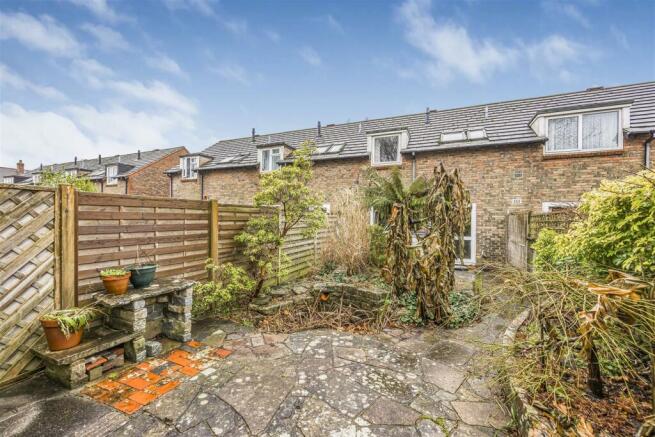 6 Lazy Acre, Southbourne-PorticoMarketing-SarahOli