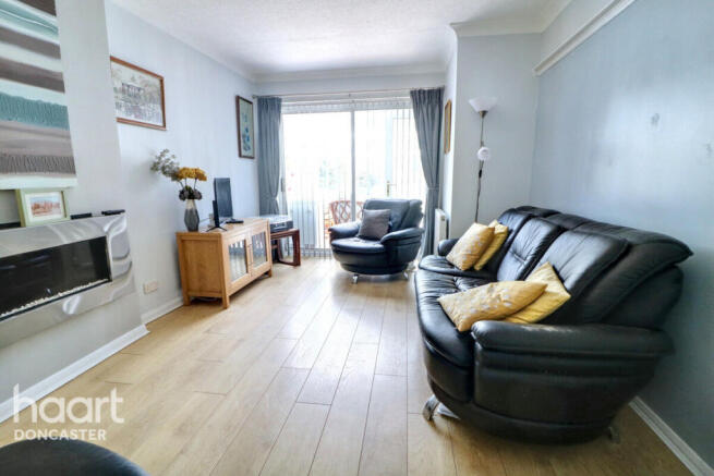 Pamela Drive, Doncaster - More