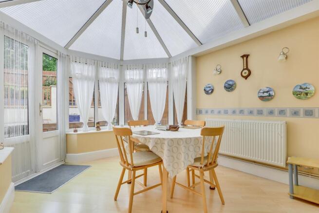 Irregular Shape Conservatory