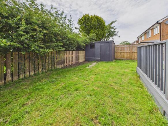 4 bed Semi-Detached for sale Image 11