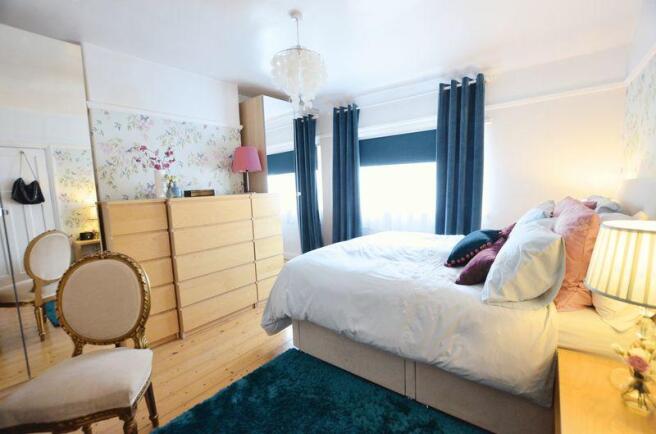 Bedrooom 1