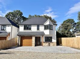 3, Hollybank, Lake Road, Verwood BH31 6BX