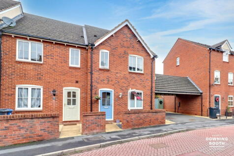 Williams Avenue, Fradley, Lichfield - Beautiful Family Home