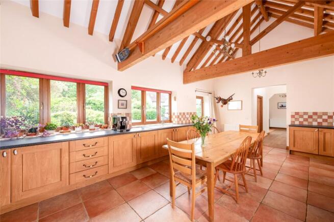 Kitchen/Dining Room