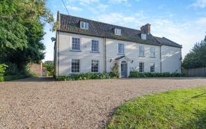 Billingford Hall, Elmham Road, Dereham NR20 4RF