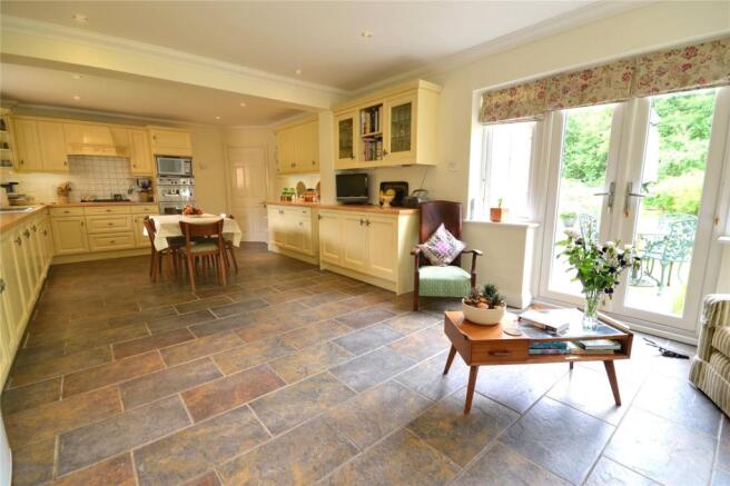 Kitchen/Breakfast