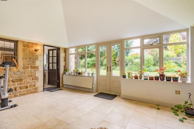 8505252-interior09.jpg