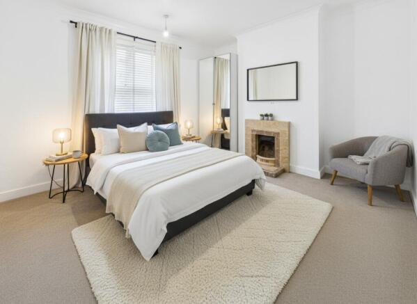 cam04425g0pr0345still016001