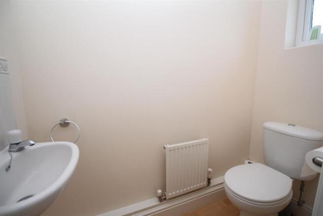 Ground Floor WC.JPG