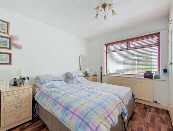 2 bed Semi-Detached Bungalow for sale Image 12