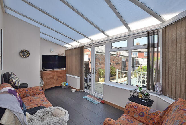 3 bed Semi-Detached for sale Image 8