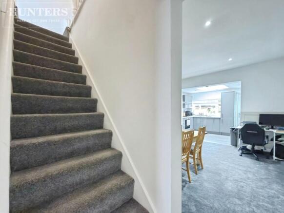 3 bed Terraced for sale Image 9