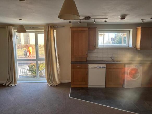 1 bed Flat for sale Image 4