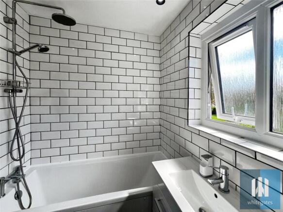 2 bed Semi-Detached for sale Image 5