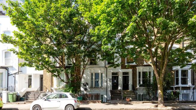 Flat B, 18 Grosvenor Avenue, Highbury, London, N5 2NR