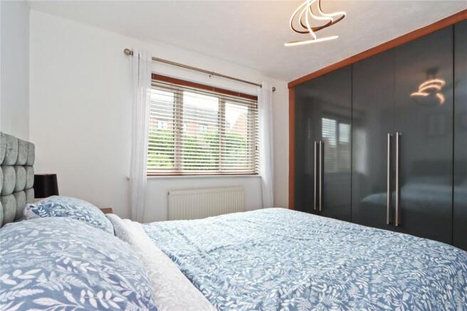 Bedroom 1 Pic 2