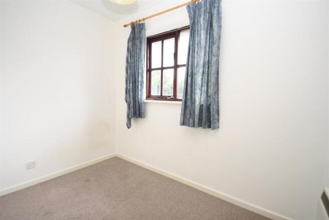 21 Rolvendon bed 2.JPG