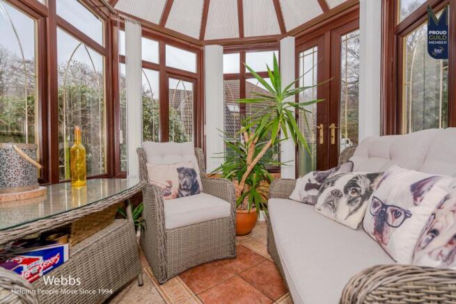 41, Redbourn Road, Bloxwich, Walsall, WS33XT-15.jp