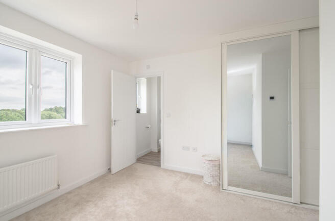 3 bed Semi-Detached for sale Image 8