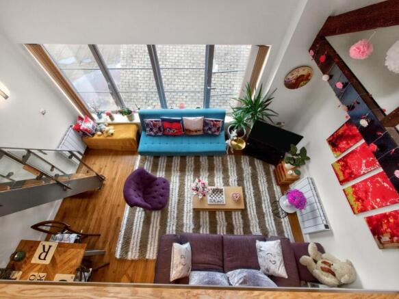 2 bed Penthouse for sale Image 4
