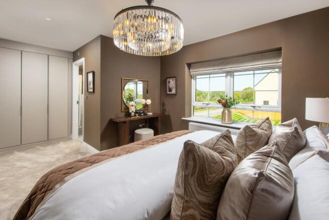 4 bed Detached for sale Image 12
