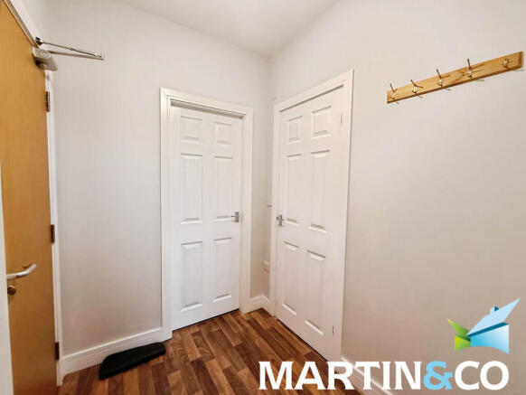 1442ce87-WhatsApp...