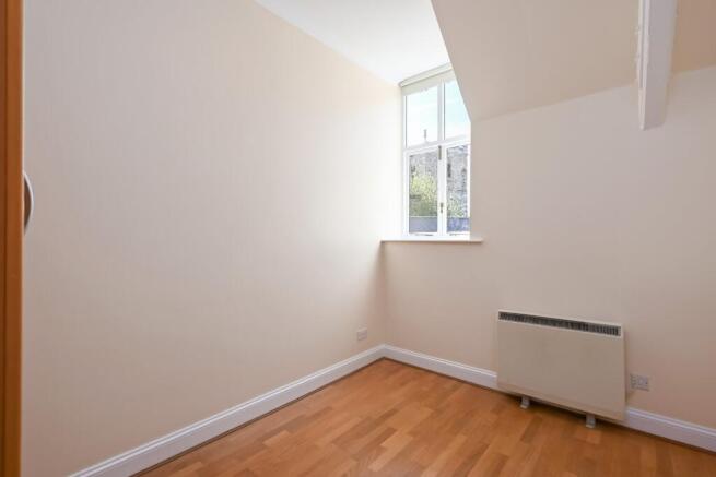 1 bed Flat to rent Image 5