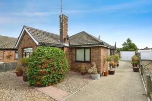 21, Meadow Way, West Lynn, King's Lynn PE34 3JZ