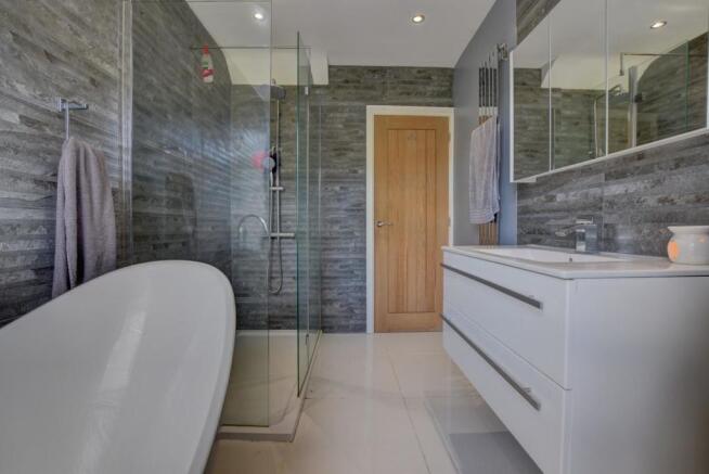 Bath 3.jpg