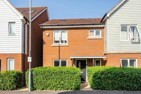Redwood Drive, Epsom, KT19