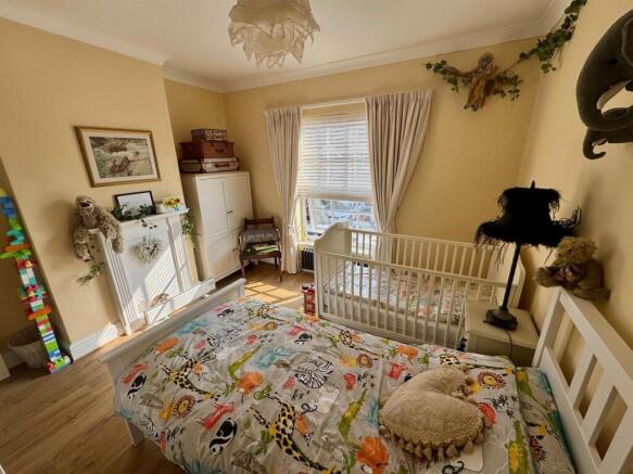 Knight Bed  2 1.jpg