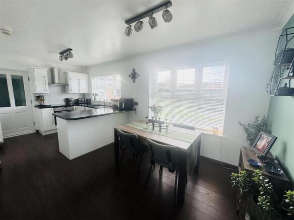 Kitchen Diner