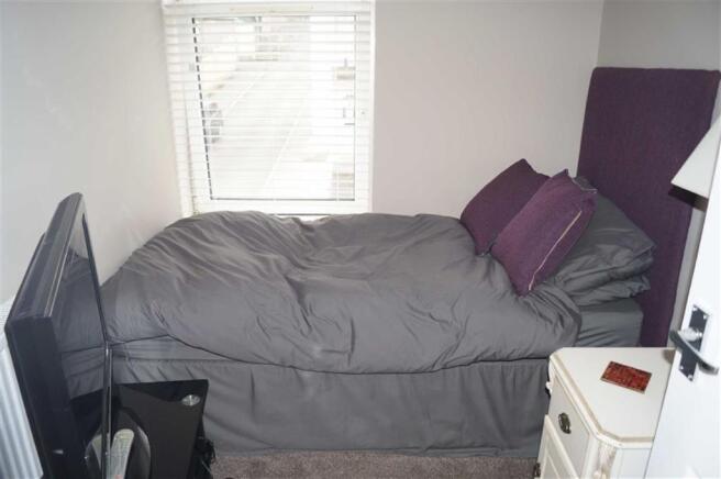 BEDROOM 2 (FRONT)