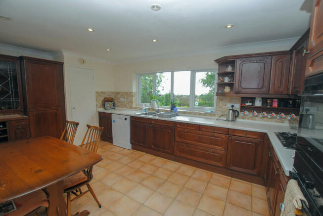 Kitchen_edited