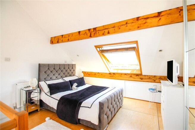 3 bed Terraced for sale Image 11