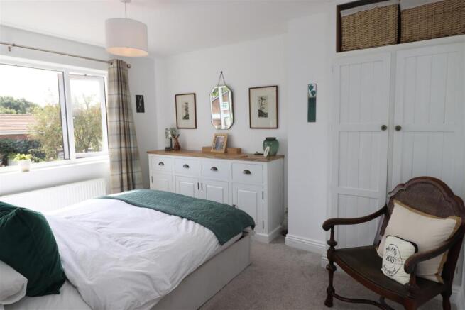 3 bed Detached for sale Image 8