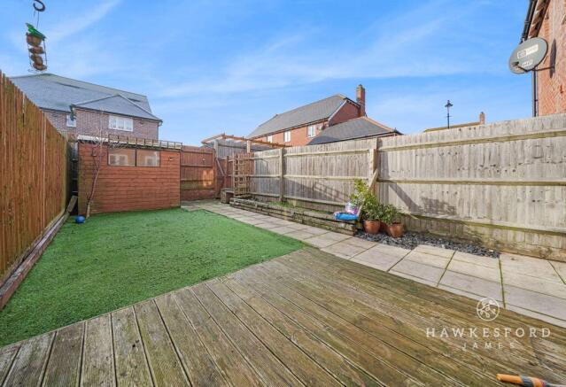 Ringlet Grove, Iwade - Garden