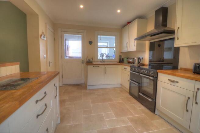 Kitchen 2