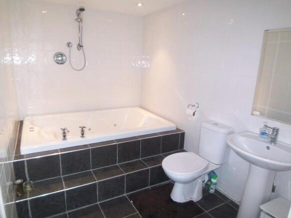 Family bathroom