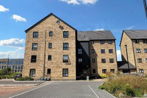 Heron House, Semington Strand, Swindon, SN1