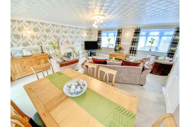 Living / Dining Room