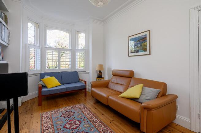 3 bed Terraced for sale Image 3