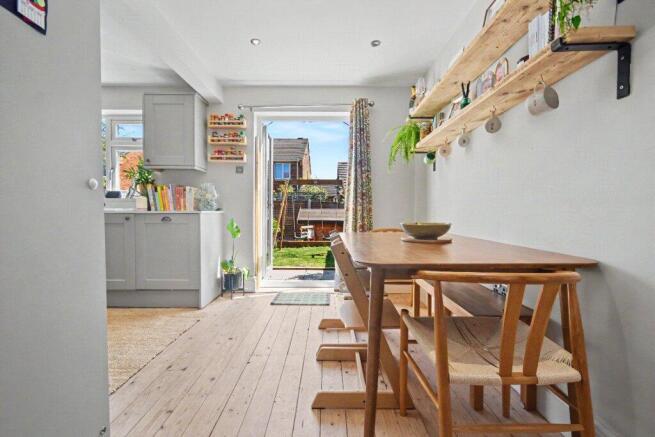 3 bed Semi-Detached for sale Image 5