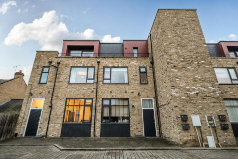 Huntley Close, Greenwich