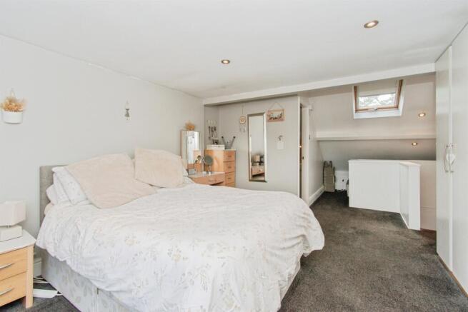 4 bed End of Terrace for sale Image 6