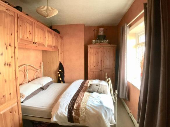 2 bed Terraced for sale Image 7