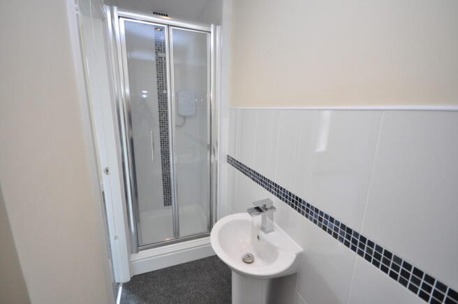 EN SUITE TO MASTE...
