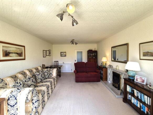 Gisburn Avenue, Lytham St. Annes photo 4