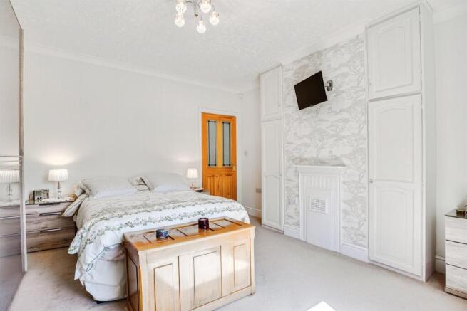 2 bed Detached Bungalow for sale Image 12
